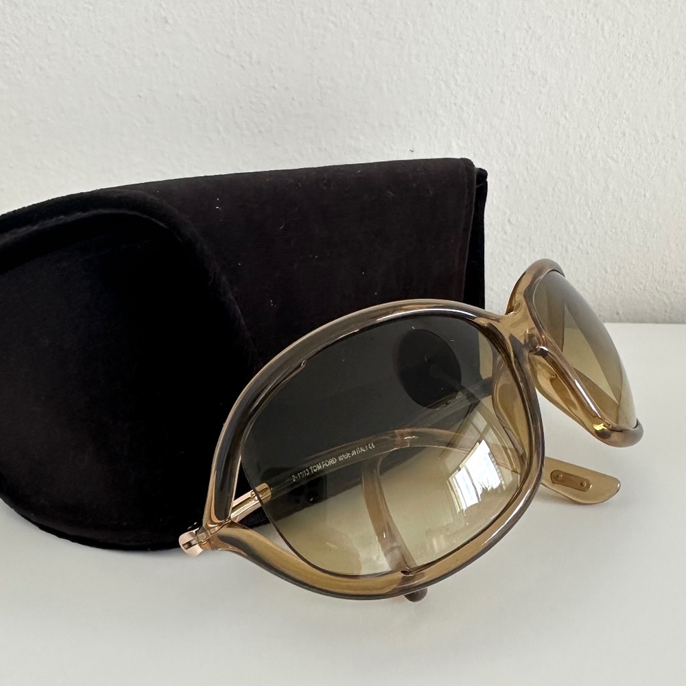 Tom Ford TF8 Jennifer Sunglasses - Tan Gradient 614 - Picture 3 of 11